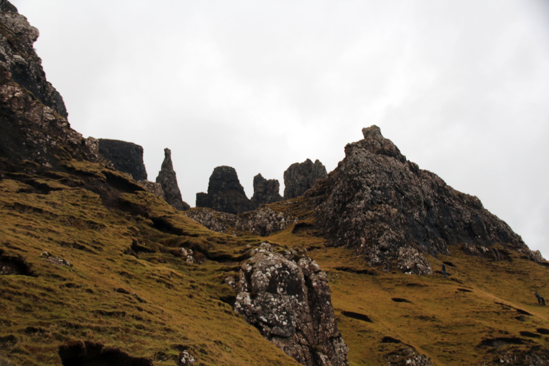 Looking up to the imposing pillars above Creag Loisgte